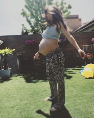 Sara Carbonero embarazada de su segundo hijo.