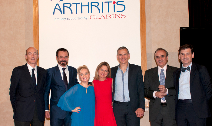 Clarins apoya la investigación de la artritis