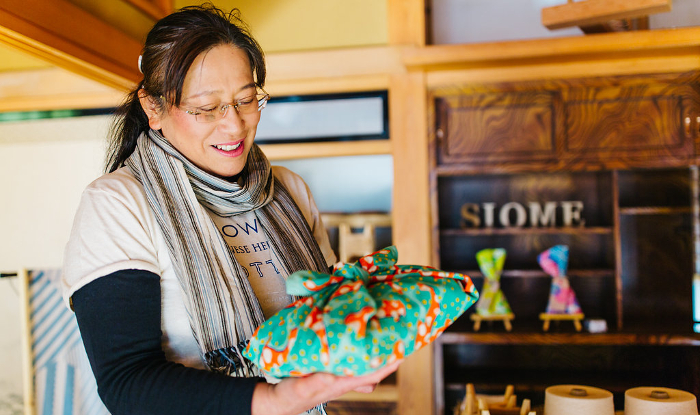 Lush apoya a Fukushima con sus ‘knot wraps’