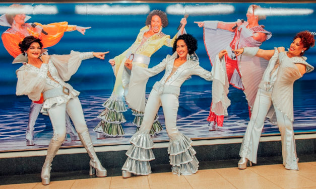 El musical Mamma Mia! asalta el metro de Madrid