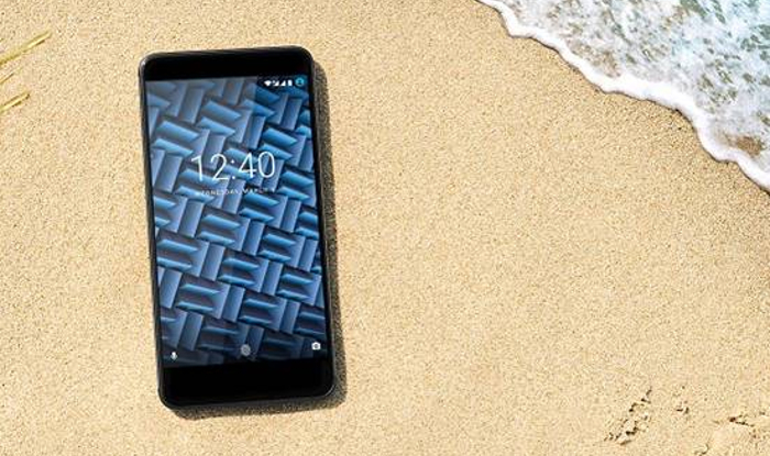 Tu smartphone no volverá a temer al agua o al sol