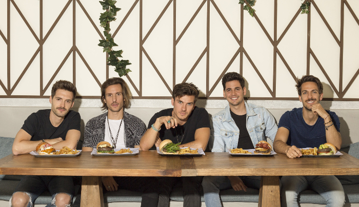 Hamburguesa Nostra y Dvicio revolucionan tu verano