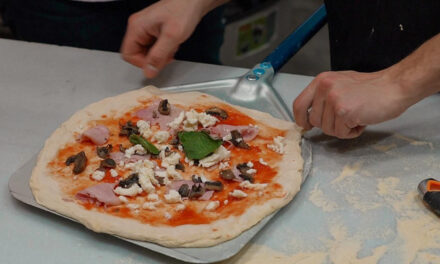 CONVIÉRTETE EN UN PIZZAIOLO NAPOLITANO EN TOTÓ E PEPPINO